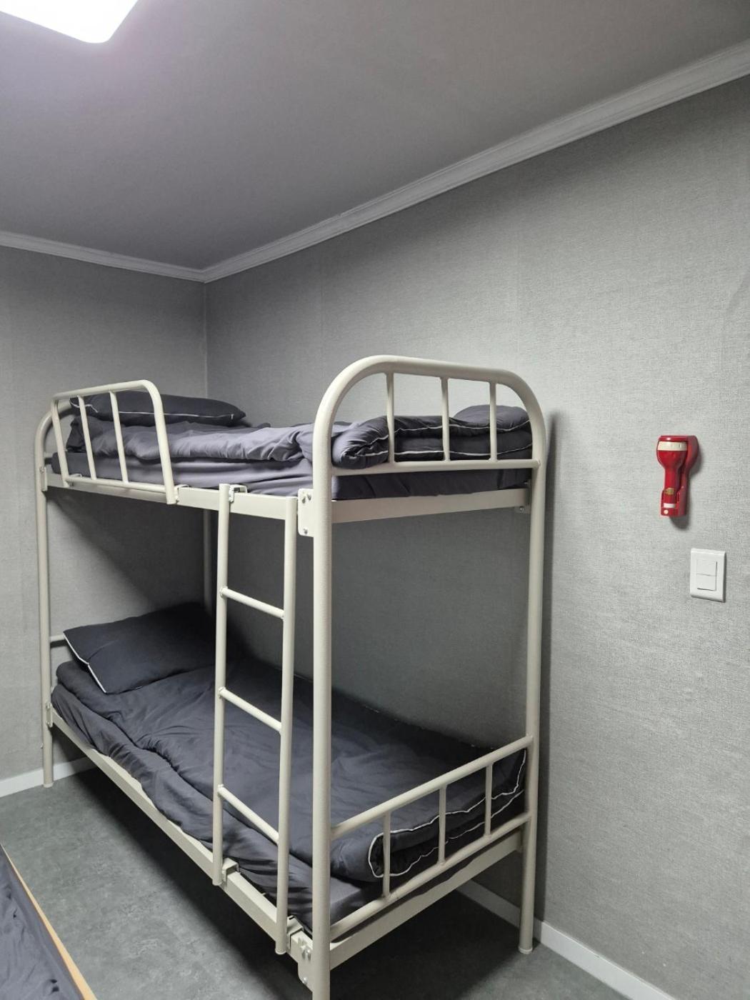 Gangnam Seven Hostel Сеул Экстерьер фото