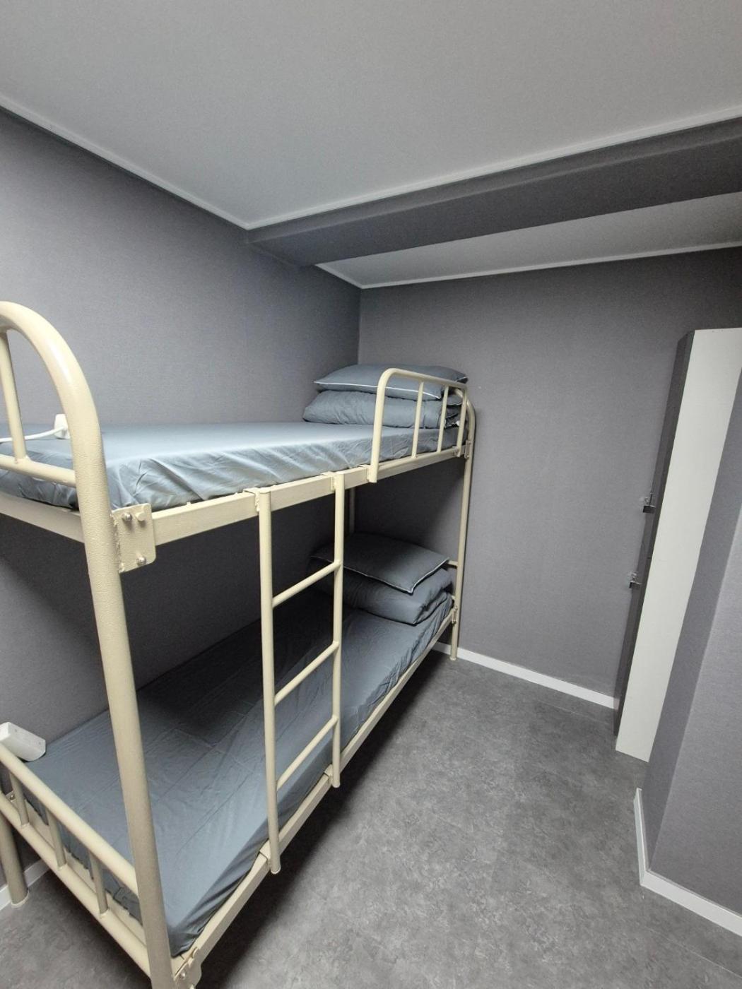 Gangnam Seven Hostel Сеул Экстерьер фото