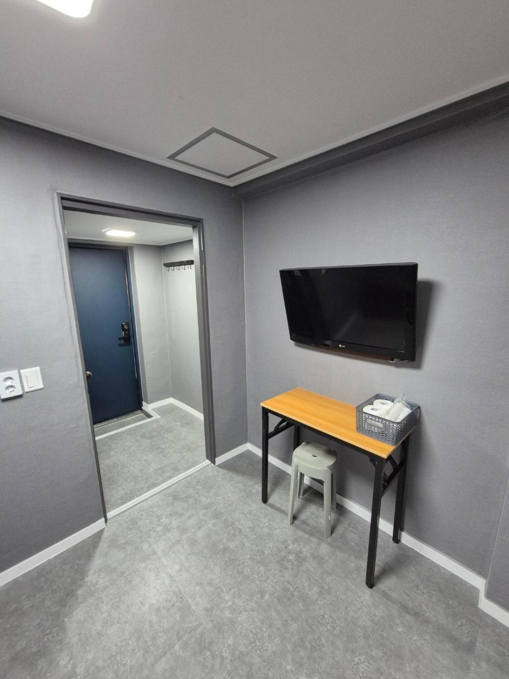 Gangnam Seven Hostel Сеул Экстерьер фото